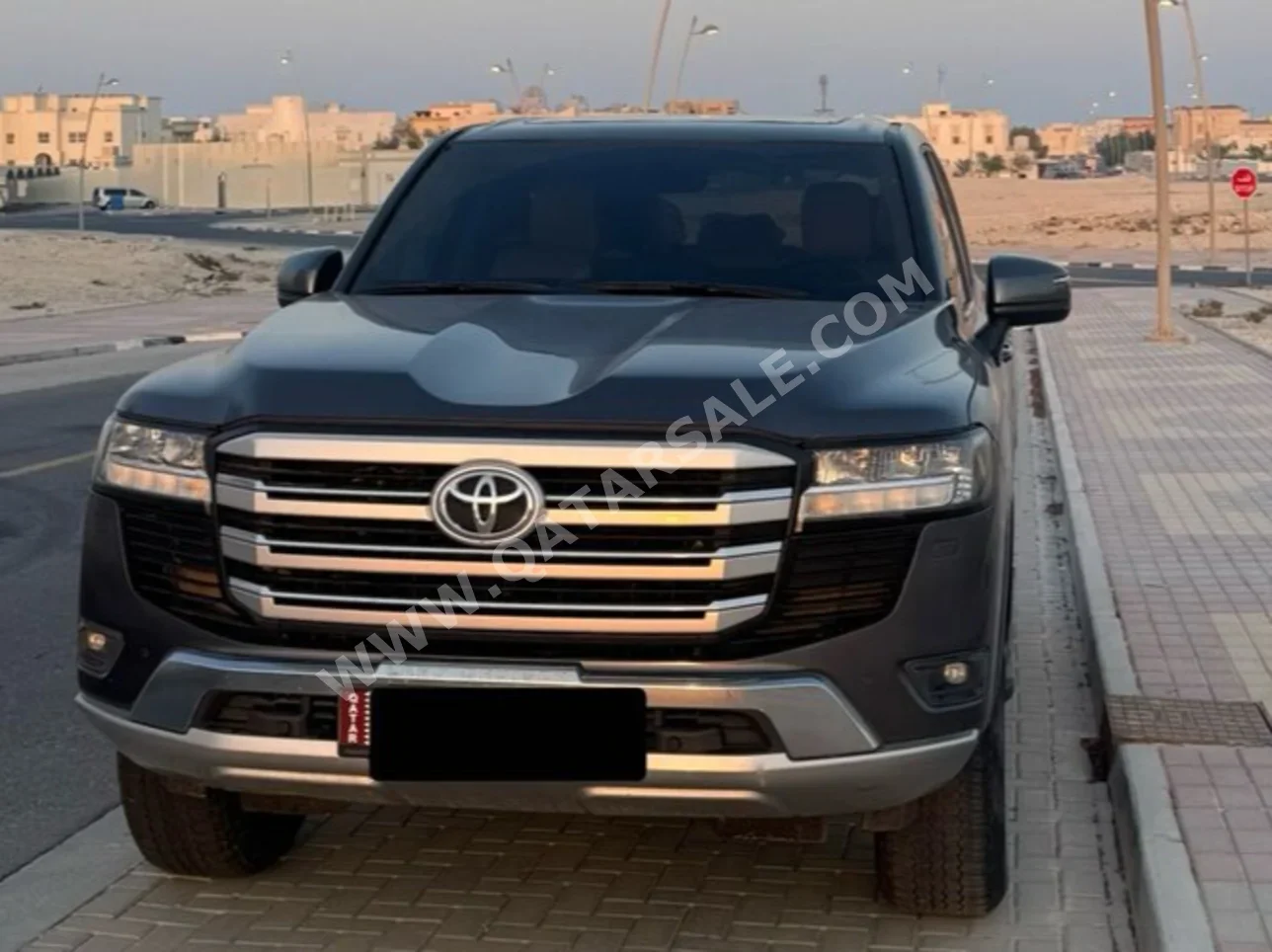 Toyota  Land Cruiser  GXR Twin Turbo  2022  Automatic  105,000 Km  6 Cylinder  Four Wheel Drive (4WD)  SUV  Gray