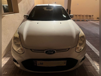 Ford  Figo  2014  Automatic  113,000 Km  4 Cylinder  Front Wheel Drive (FWD)  Hatchback  Silver