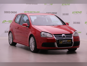 فوكس واغن  غولف  2007  اوتوماتيك  119,000 كم  6 سلندر  دفع خلفي  سيدان  أحمر
