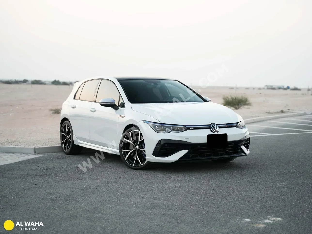 Volkswagen  Golf  R  2024  Automatic  18,000 Km  4 Cylinder  All Wheel Drive (AWD)  Hatchback  White  With Warranty