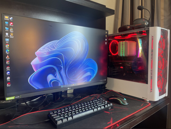 Gaming PC - AMD Ryzen 5  - AMD  - RX  - 590  - 8 GB -  16 GB(2x8)  / DDR 4 - SSD :  512 GB - HDD :  Not Installed  2023