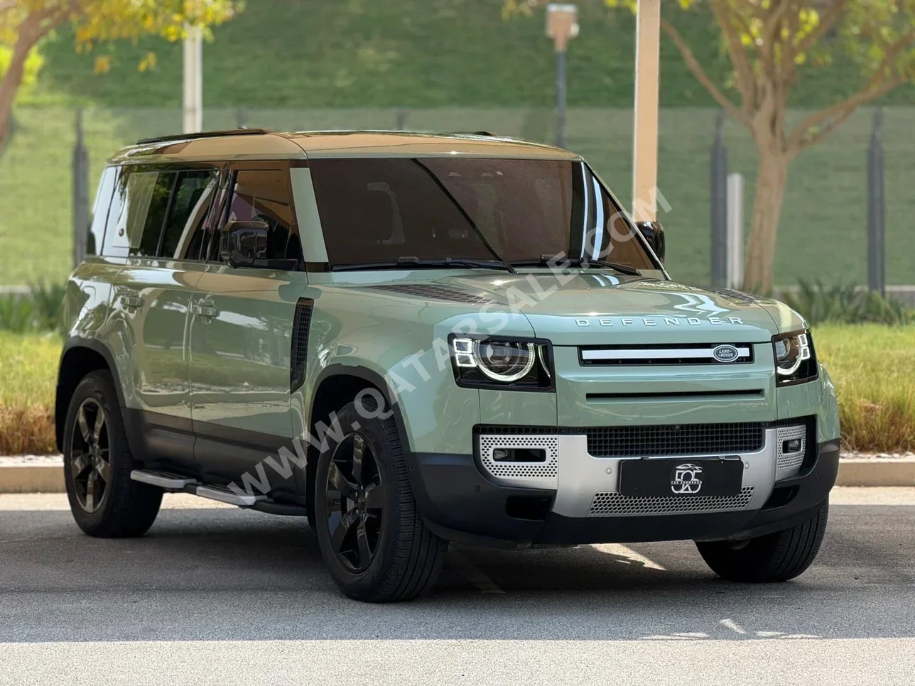 Land Rover  Defender  110  2023  Automatic  103,000 Km  6 Cylinder  Four Wheel Drive (4WD)  SUV  Green  With Warranty