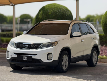 Kia  Sorento  2013  Automatic  222,000 Km  6 Cylinder  Four Wheel Drive (4WD)  SUV  White