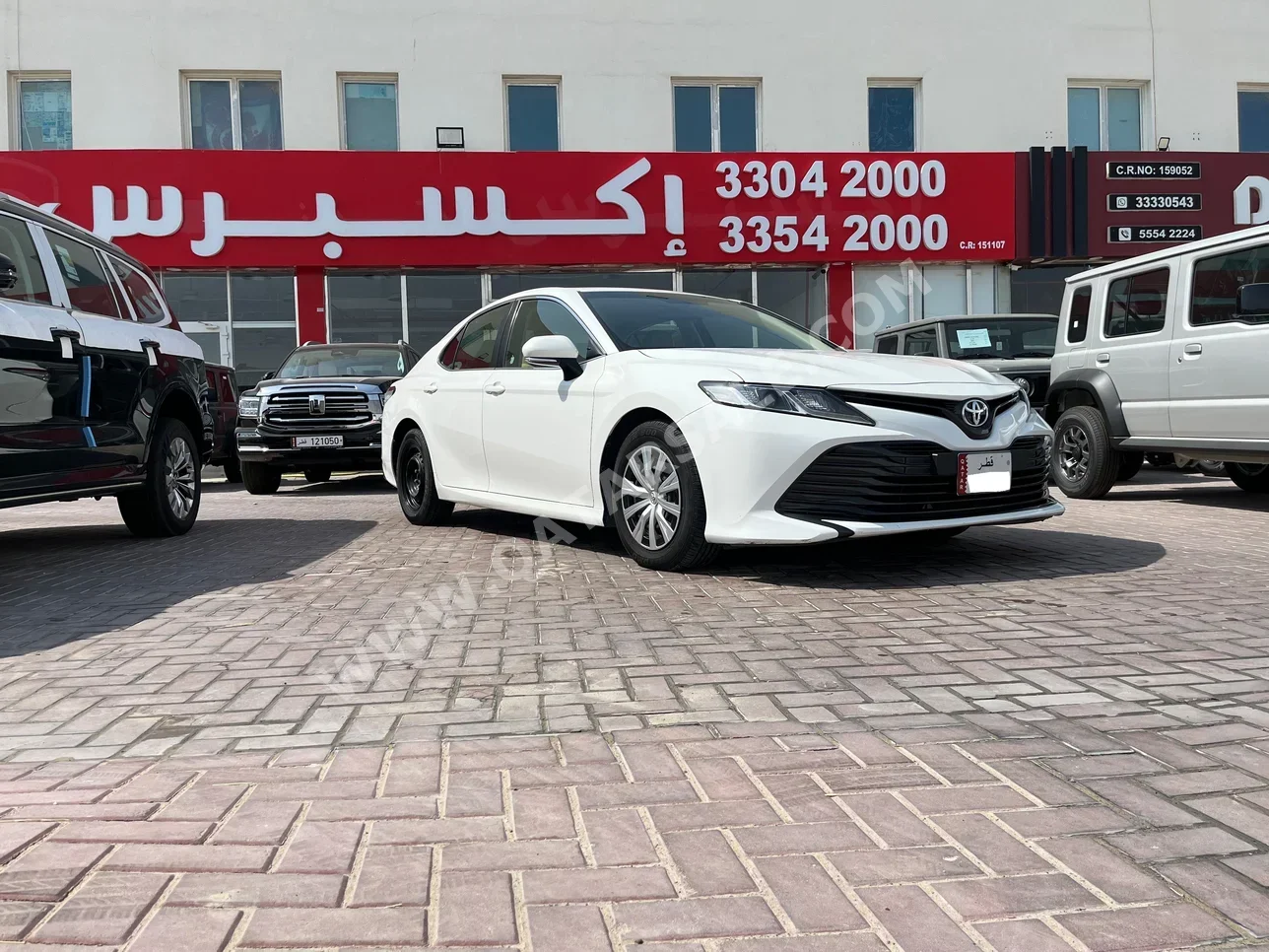 تويوتا  كامري  أل اي  2019  اوتوماتيك  85,000 كم  4 سلندر  سحب امامي  سيدان  أبيض