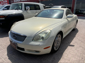 Lexus  SC  430  2001  Automatic  129,000 Km  8 Cylinder  Rear Wheel Drive (RWD)  Coupe / Sport  White
