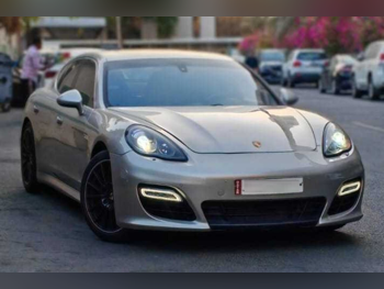 بورش  بانميرا  اس  2012  تبترونك  75,000 كم  8 سلندر  دفع خلفي  سيدان  فضي