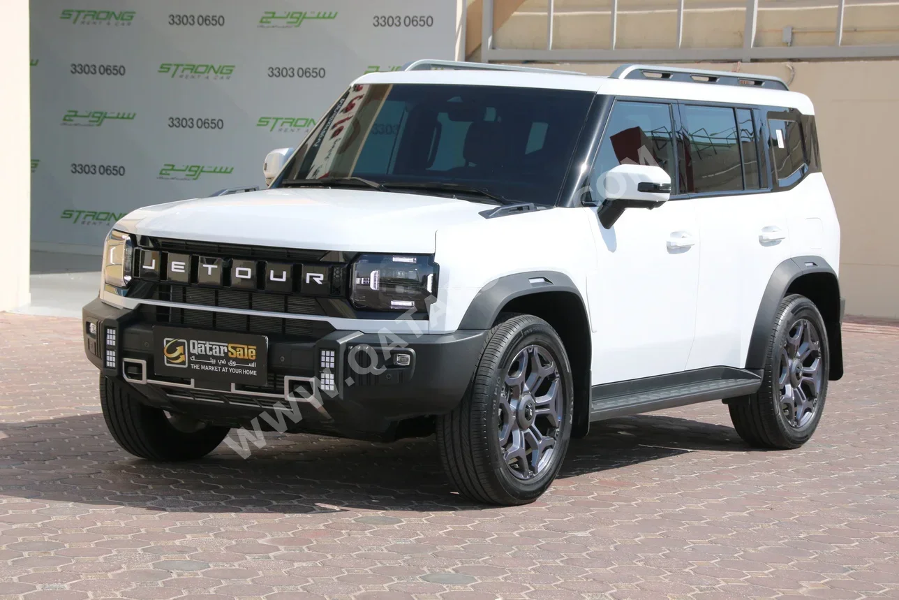 Jetour  T2  Luxury Plus  2025  Automatic  7,650 Km  4 Cylinder  Four Wheel Drive (4WD)  SUV  White  With Warranty