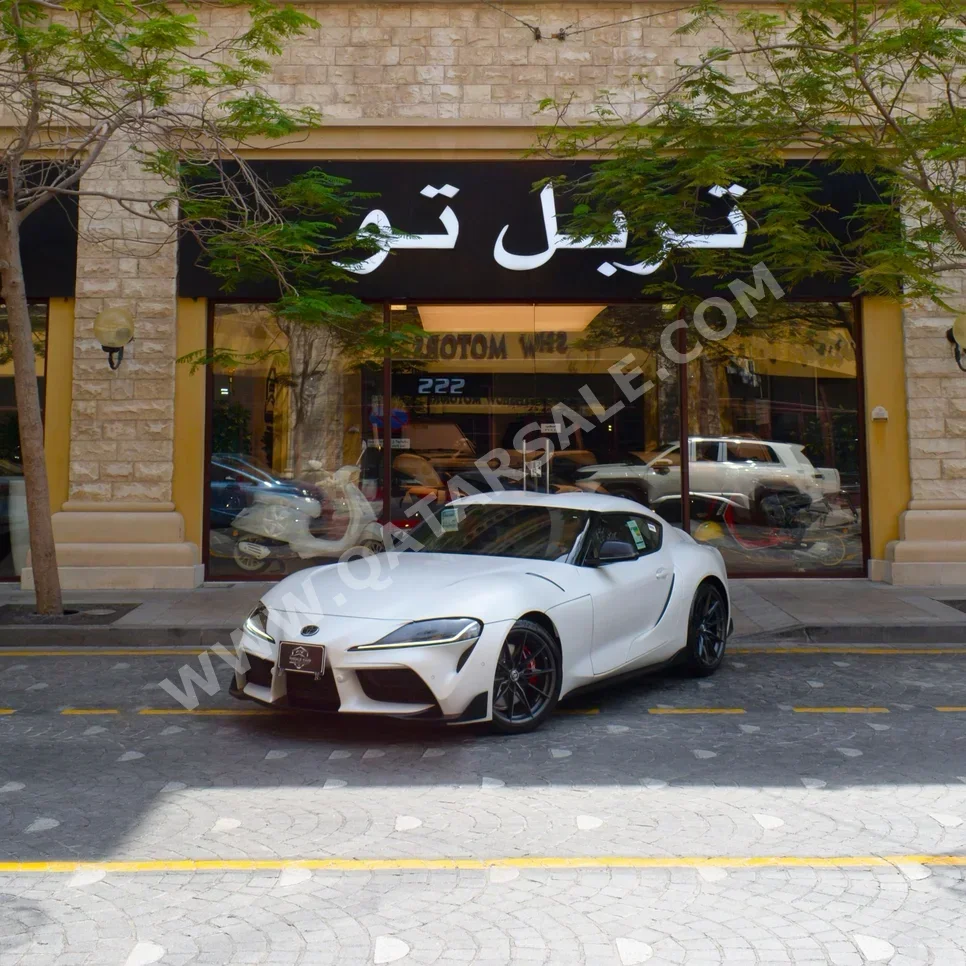تويوتا  سوبرا  جي ار  2025  اوتوماتيك  0 كم  6 سلندر  دفع خلفي  كوبيه \ سبورت  أبيض  تحت الضمان