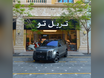 Rox Motor  Jishi  01  2026  Automatic  4,000 Km  4 Cylinder  Four Wheel Drive (4WD)  SUV  Gray  With Warranty