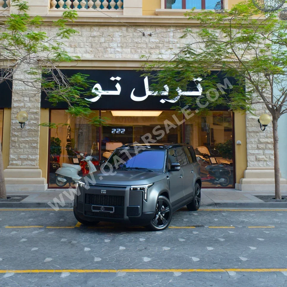 روكس موتور  جيشي  01  2026  اوتوماتيك  4,000 كم  4 سلندر  دفع رباعي  اس يو في  رمادي  تحت الضمان