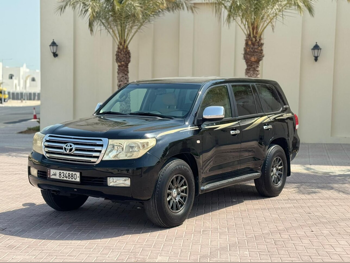 Toyota  Land Cruiser  GXR  2011  Automatic  430,000 Km  6 Cylinder  Four Wheel Drive (4WD)  SUV  Black