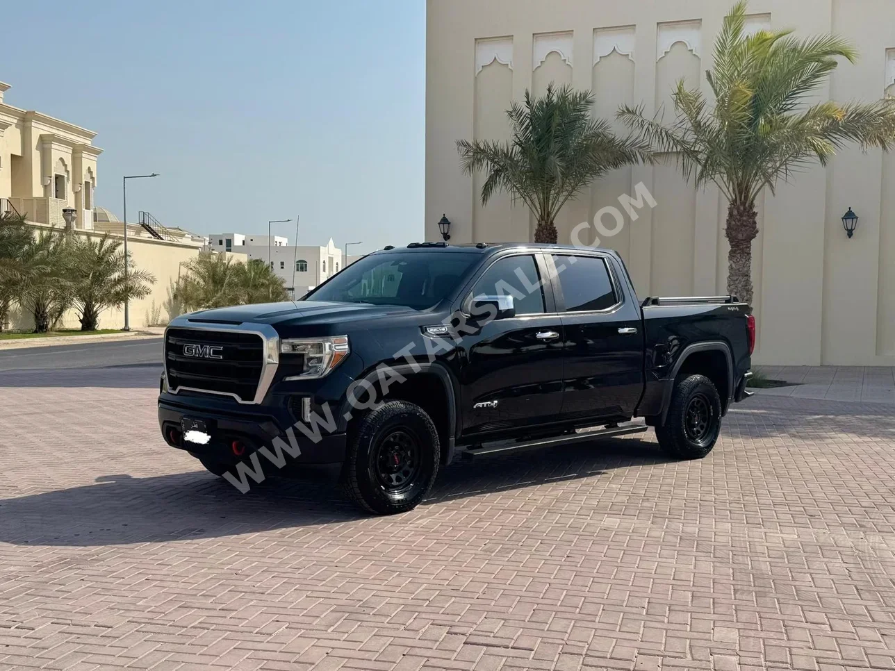 جي ام سي  سييرا  2020  اوتوماتيك  80,000 كم  8 سلندر  دفع رباعي  بيكب  أسود
