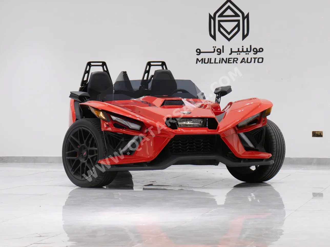 Polaris  SlingShot  2022  Automatic  54,000 Km  4 Cylinder  Front Wheel Drive (FWD)  Convertible  Red