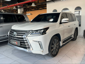 Lexus  LX  570  2017  Automatic  259,000 Km  8 Cylinder  Four Wheel Drive (4WD)  SUV  White