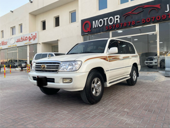 Toyota  Land Cruiser  GXR  2007  Automatic  400,000 Km  6 Cylinder  Four Wheel Drive (4WD)  SUV  White