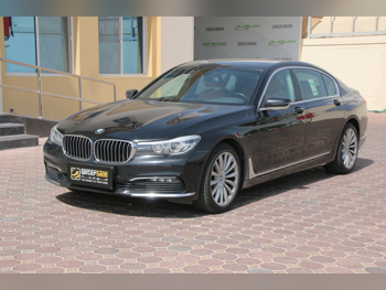 بي ام دبليو  الفئة - السابعة  730 Li  2019  اوتوماتيك  125,000 كم  4 سلندر  دفع خلفي  سيدان  أسود