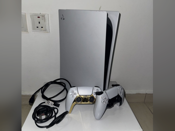 Video Games Consoles - Sony  - PlayStation 5 Digital  - 1 TB  -Included Controllers: 1