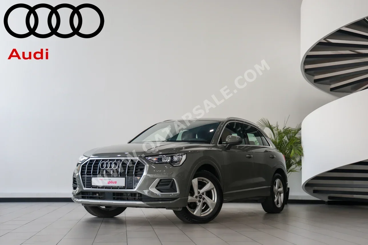 Audi  Q3  35 TFSI  2023  Automatic  36,000 Km  4 Cylinder  Front Wheel Drive (FWD)  SUV  Gray  With Warranty