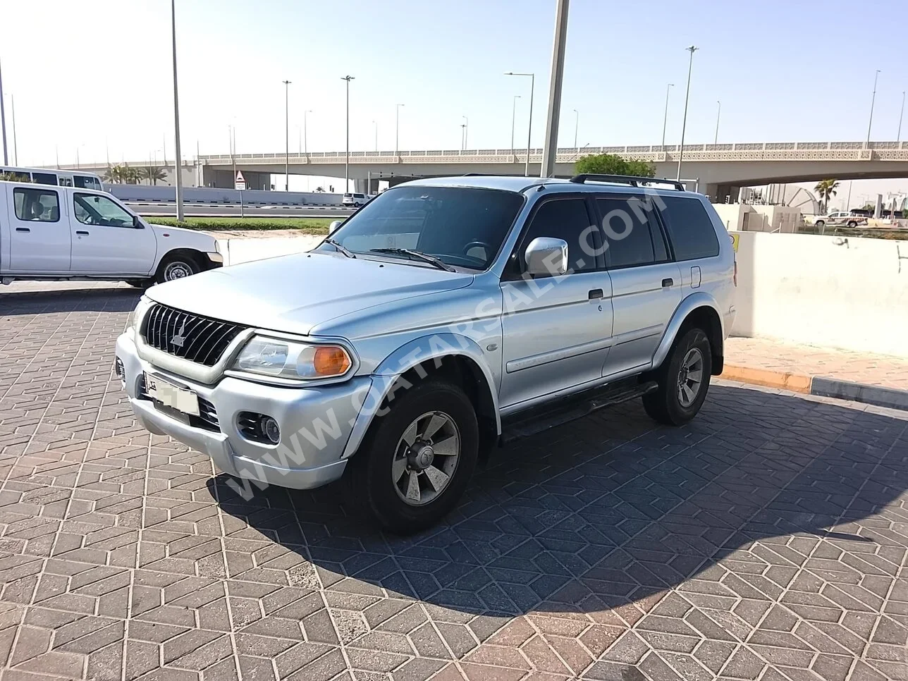 Mitsubishi  Nativa  2006  Automatic  220,000 Km  6 Cylinder  Four Wheel Drive (4WD)  SUV  Silver
