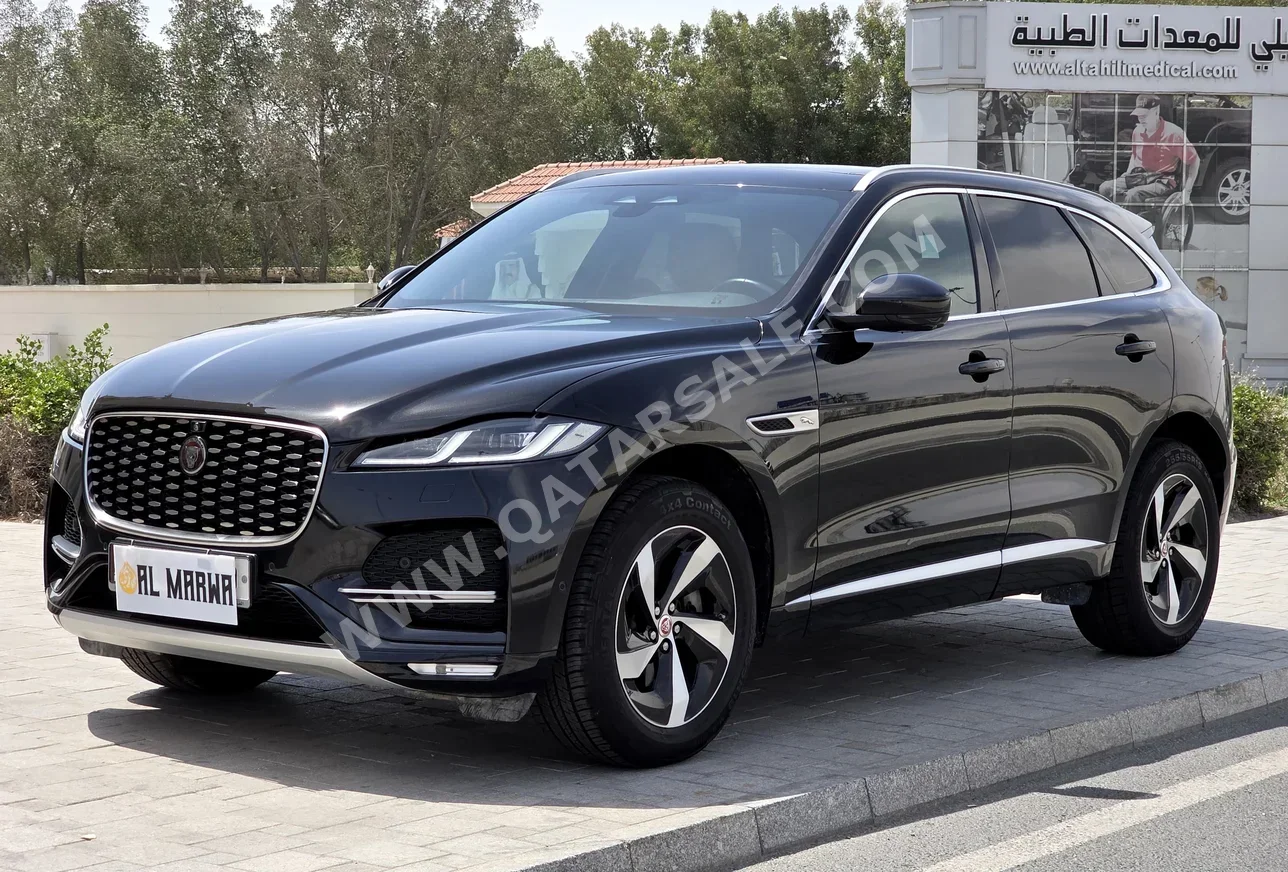 جاكوار  اف - بيس  2021  اوتوماتيك  31,000 كم  4 سلندر  دفع رباعي  اس يو في  أسود  تحت الضمان