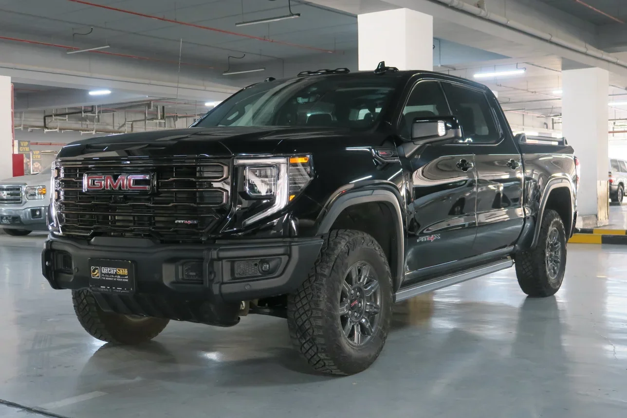 GMC  Sierra  AT4 X  2024  Automatic  14,000 Km  8 Cylinder  Four Wheel Drive (4WD)  Pick Up  Black  With Warranty
