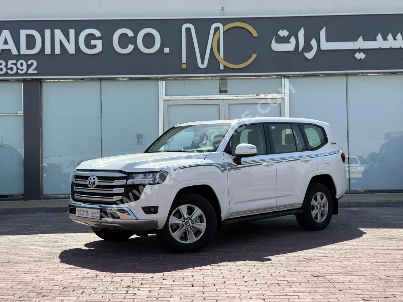 Toyota  Land Cruiser  GXR Twin Turbo  2022  Automatic  97,000 Km  6 Cylinder  Four Wheel Drive (4WD)  SUV  White