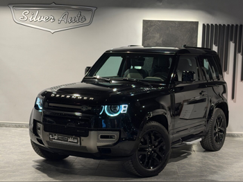 Land Rover  Defender  90 X  2023  Automatic  33,000 Km  6 Cylinder  Four Wheel Drive (4WD)  SUV  Black  With Warranty