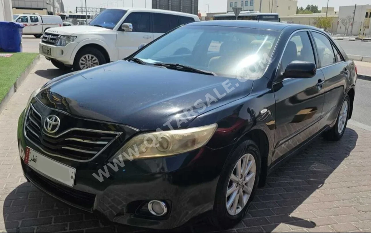 تويوتا  كامري  جي ال اكس  2010  اوتوماتيك  243,000 كم  4 سلندر  سحب امامي  سيدان  أسود