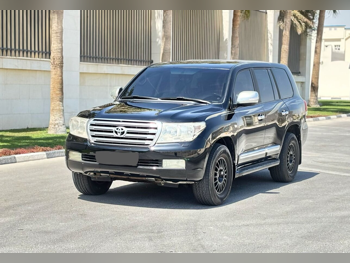 تويوتا  لاند كروزر  جي اكس ار  2008  اوتوماتيك  431,000 كم  6 سلندر  دفع رباعي  اس يو في  رمادي