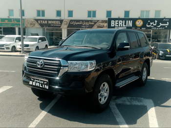 Toyota  Land Cruiser  GX  2016  Automatic  269,000 Km  6 Cylinder  Four Wheel Drive (4WD)  SUV  Black