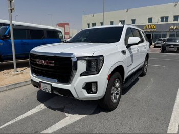 GMC  Yukon  SLE  2021  Automatic  41,000 Km  8 Cylinder  Rear Wheel Drive (RWD)  SUV  White  With Warranty