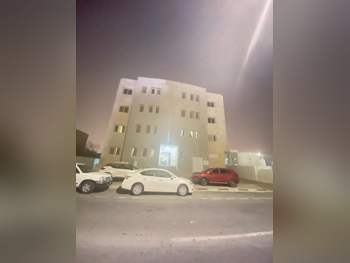 مباني ,ابراج ومجمعات - سكن عائلي  - الدوحة  - فريج بن عمران  للبيع