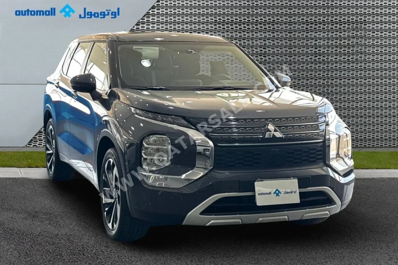 Mitsubishi  Outlander  HL  2025  Automatic  560 Km  4 Cylinder  Four Wheel Drive (4WD)  SUV  Gray  With Warranty