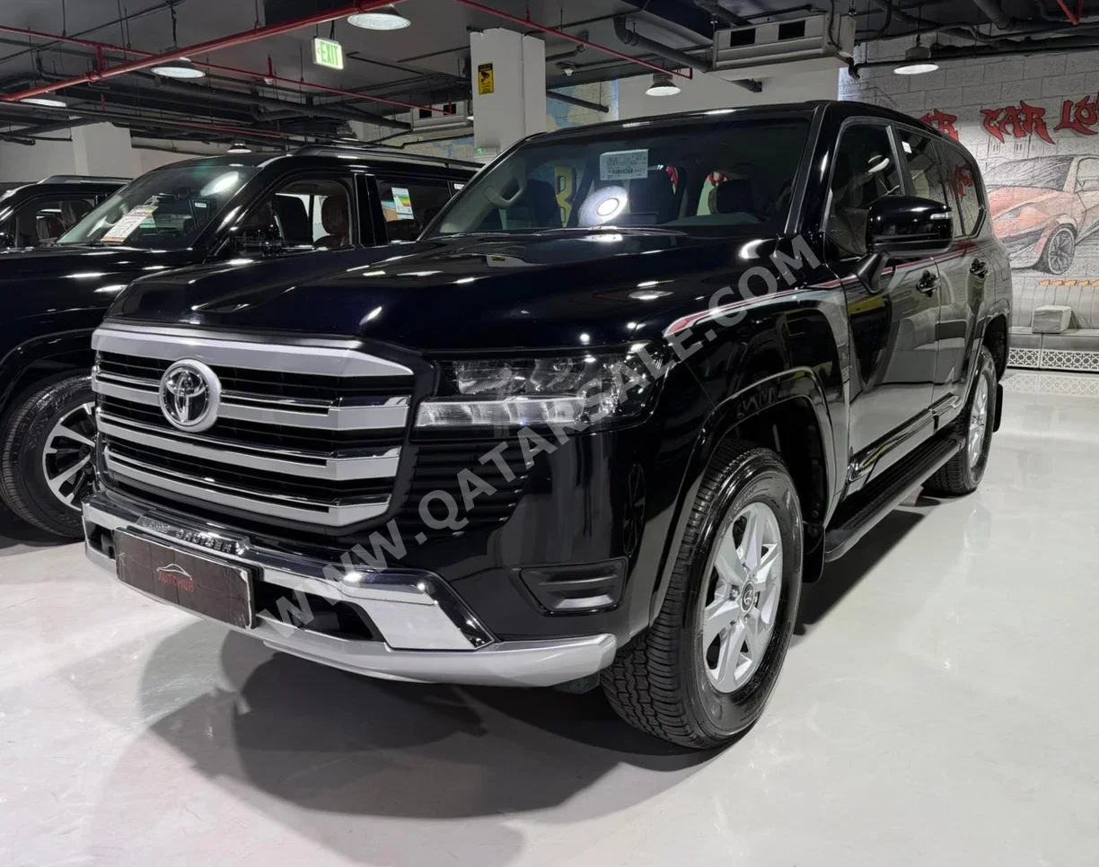Toyota  Land Cruiser  GXR  2024  Automatic  71,000 Km  6 Cylinder  Four Wheel Drive (4WD)  SUV  Black  With Warranty