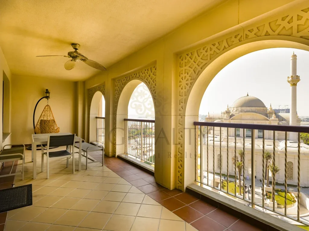 1 Bedrooms  Apartment  For Sale  in Doha -  The Pearl  Fully Furnished