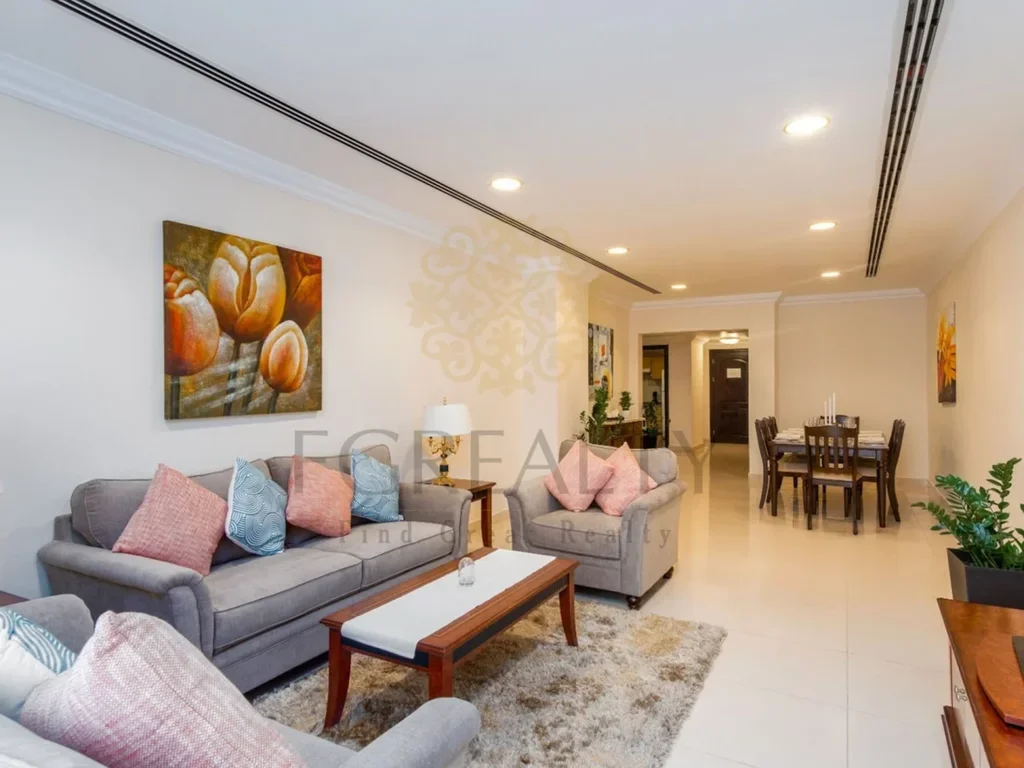 3 Bedrooms  Apartment  For Rent  in Doha -  Fereej Bin Mahmoud  Fully Furnished