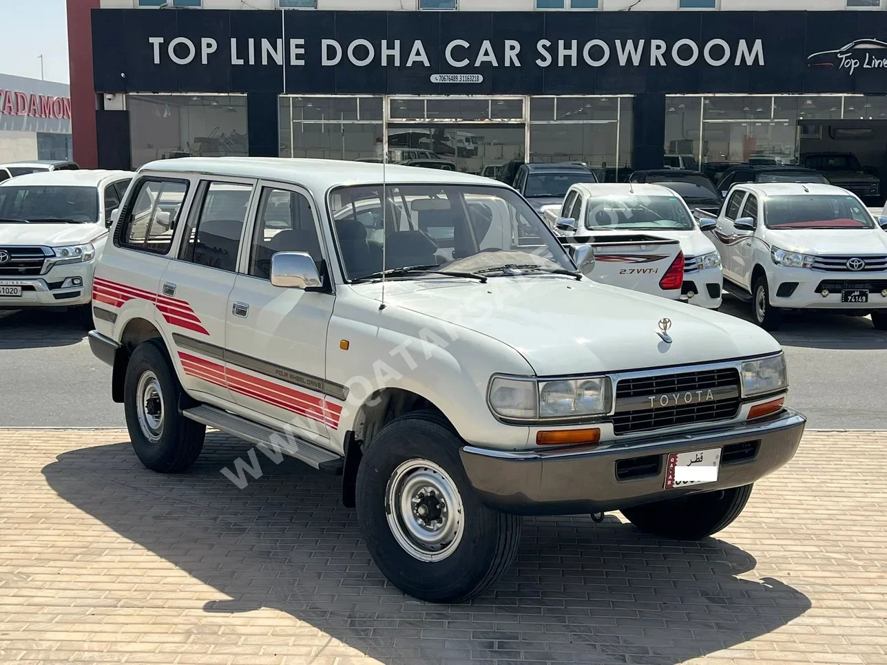 تويوتا  لاند كروزر  في اكس  1991  عادي  300,000 كم  6 سلندر  دفع رباعي  اس يو في  أبيض