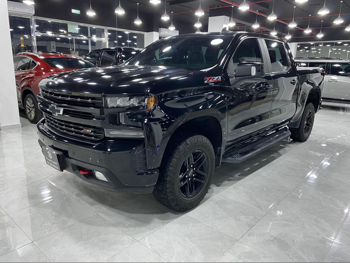 Chevrolet  Silverado  LT  2022  Automatic  36,000 Km  8 Cylinder  Four Wheel Drive (4WD)  Pick Up  Black  With Warranty