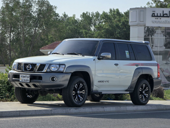Nissan  Patrol  Safari  2023  Manual  18,000 Km  6 Cylinder  Four Wheel Drive (4WD)  SUV  White
