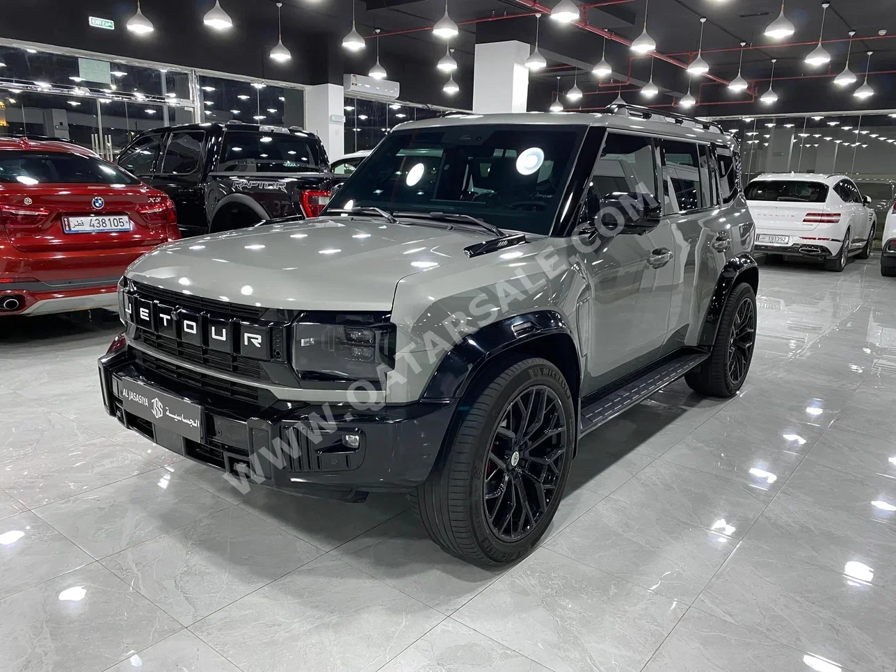 Jetour  T2  Luxury  2025  Automatic  33,000 Km  4 Cylinder  Four Wheel Drive (4WD)  SUV  Gray  With Warranty