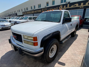 GMC  Sierra  1992  Manual  999,999 Km  8 Cylinder  Four Wheel Drive (4WD)  Pick Up  White