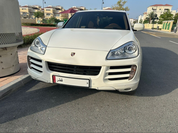 Porsche  Cayenne  2009  Automatic  147,000 Km  6 Cylinder  SUV  White