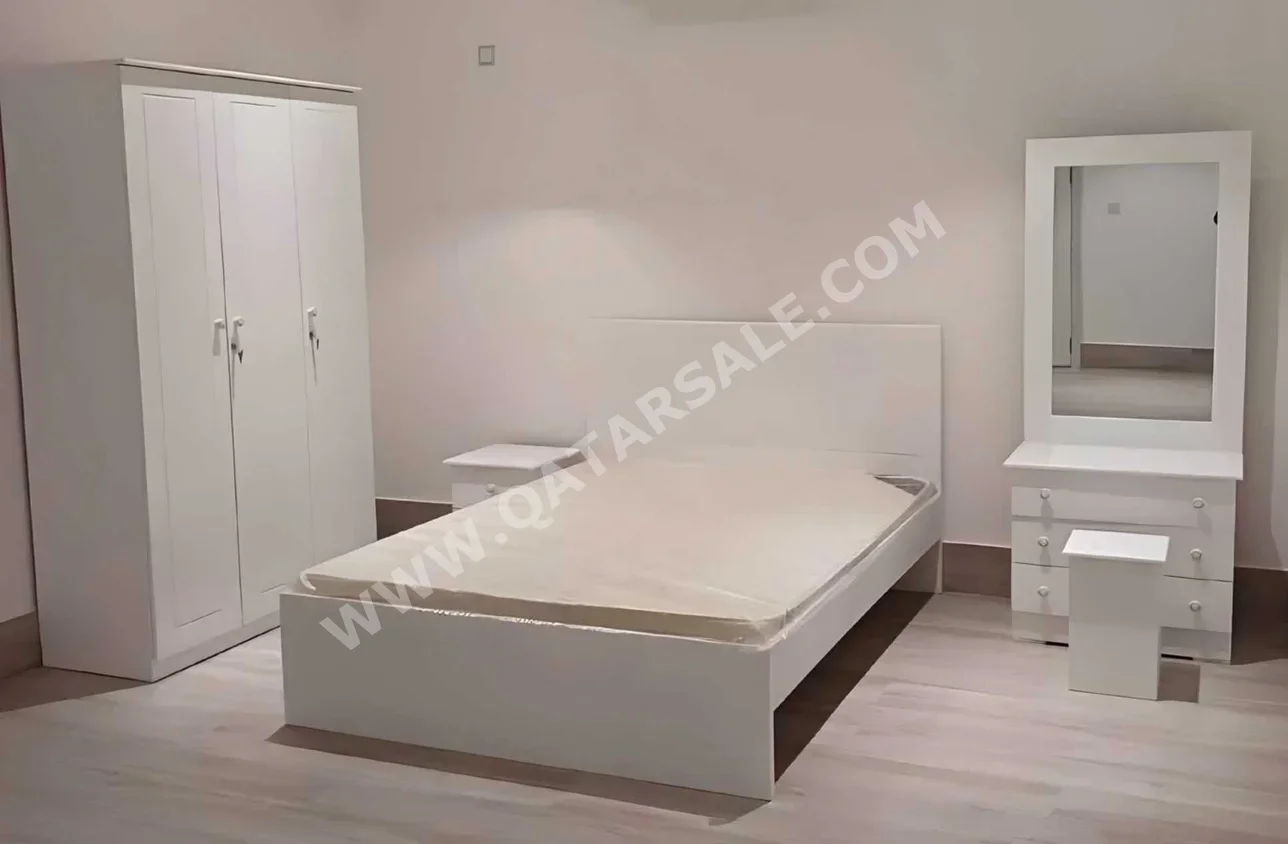 Bedroom Sets - Qatar Design  - 4 Pieces Set  - White