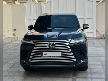 لكزس  ال اكس  600 لكجري  2023  اوتوماتيك  75,000 كم  6 سلندر  دفع رباعي  اس يو في  أسود  تحت الضمان