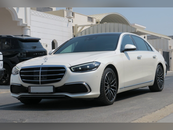 Mercedes-Benz  S-Class  450  2022  Automatic  30,000 Km  6 Cylinder  Rear Wheel Drive (RWD)  Sedan  White  With Warranty