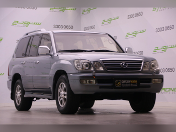 Lexus  LX  470  2003  Automatic  200,000 Km  8 Cylinder  Four Wheel Drive (4WD)  SUV  Gray