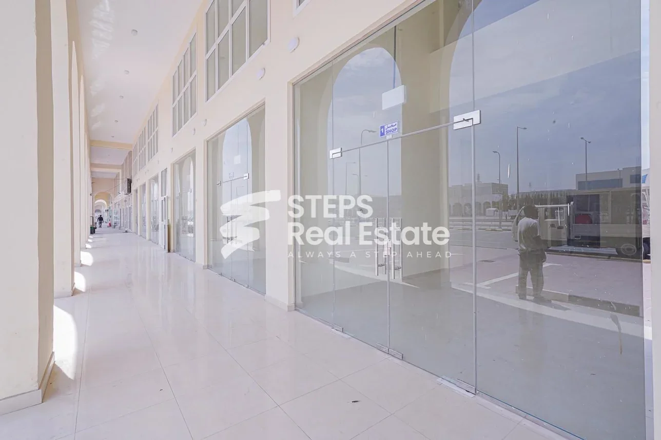 محلات تجارية - غير مفروشة  - الوكرة  للايجار  - بركة العوامر