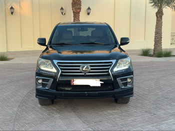 Lexus  LX  570  2011  Automatic  320,000 Km  8 Cylinder  Four Wheel Drive (4WD)  SUV  Black