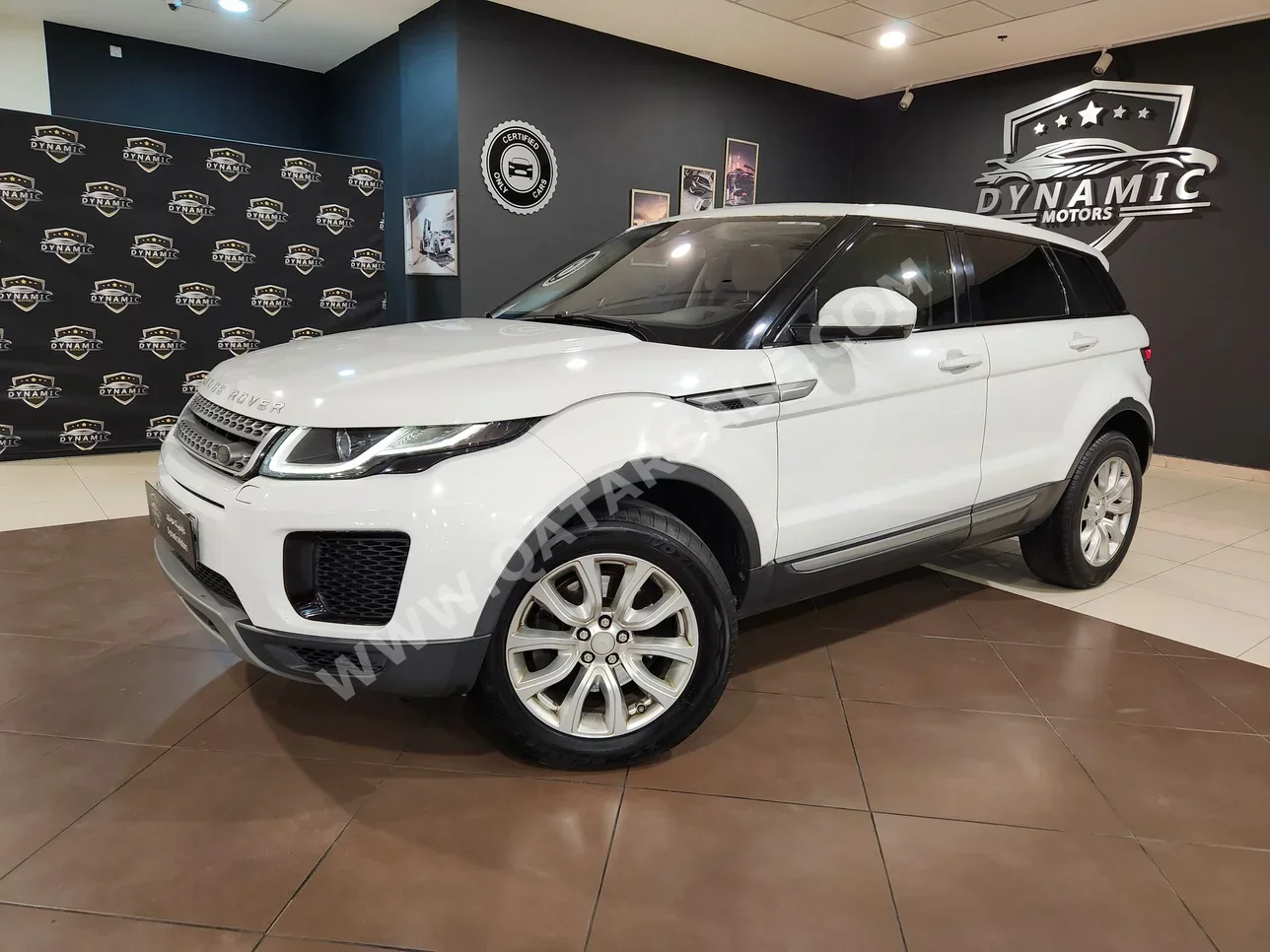 Land Rover  Evoque  2018  Automatic  130,000 Km  4 Cylinder  Four Wheel Drive (4WD)  SUV  White