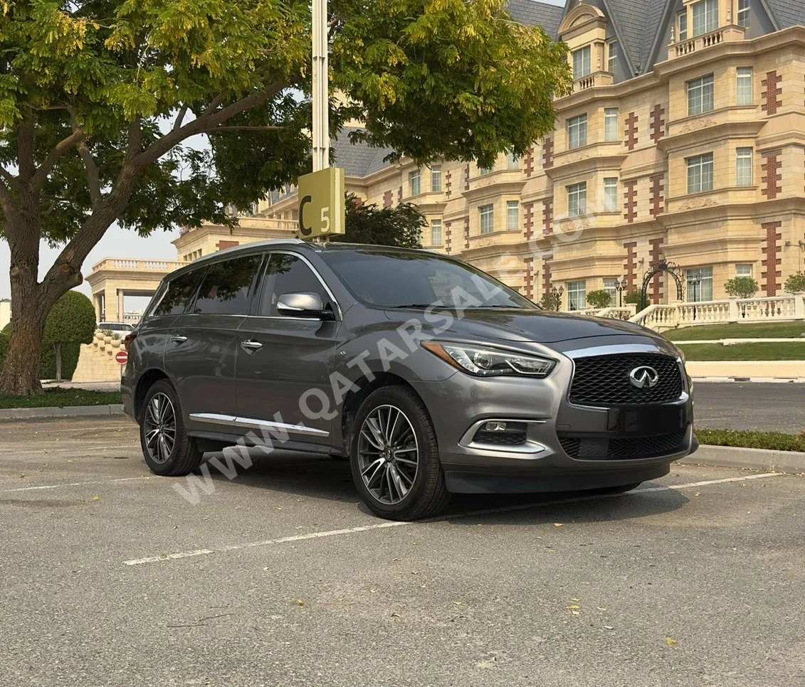 Infiniti  QX  60  2016  Automatic  234,000 Km  6 Cylinder  All Wheel Drive (AWD)  SUV  Gray